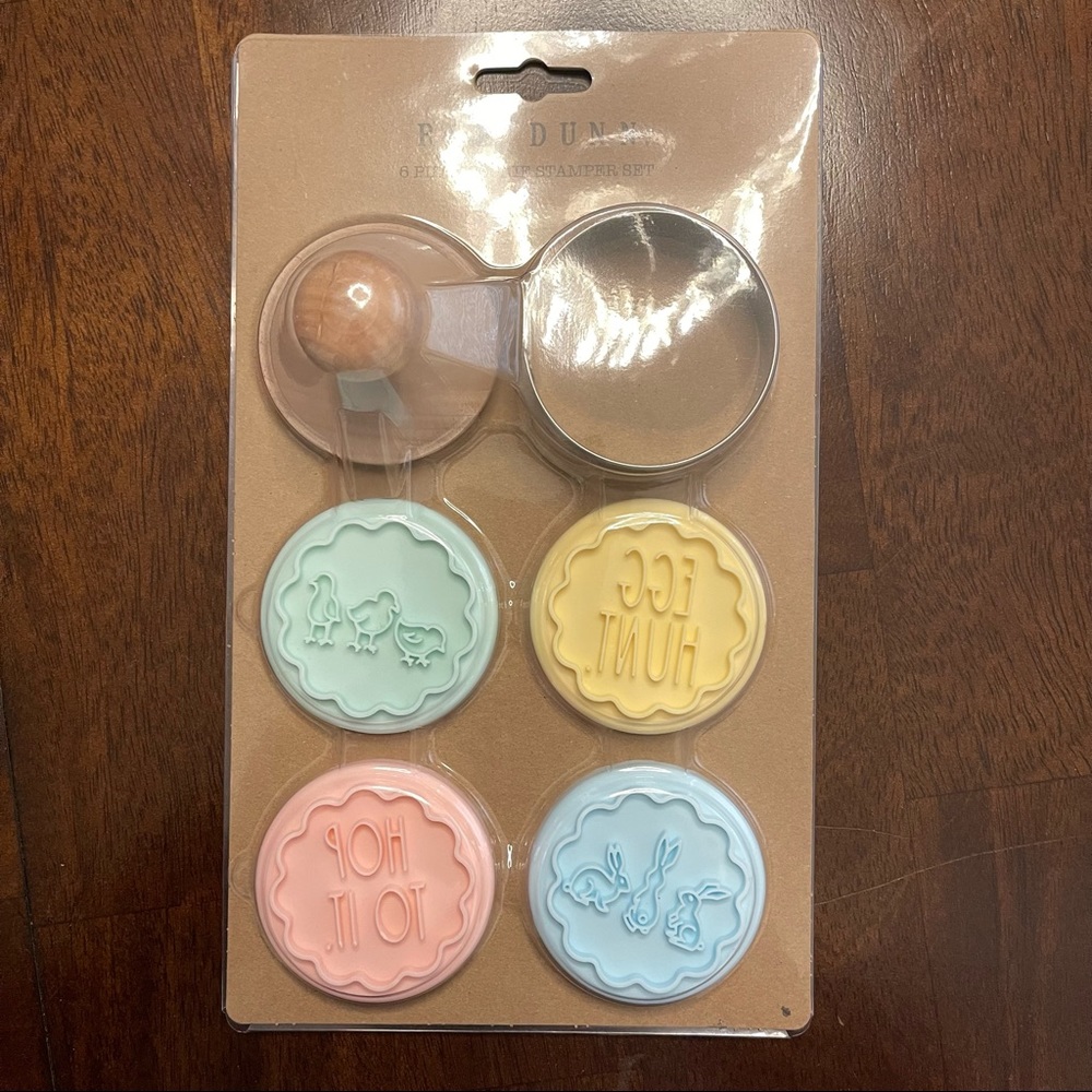 Rae Dunn 6 Piece Cookie Stamper Set